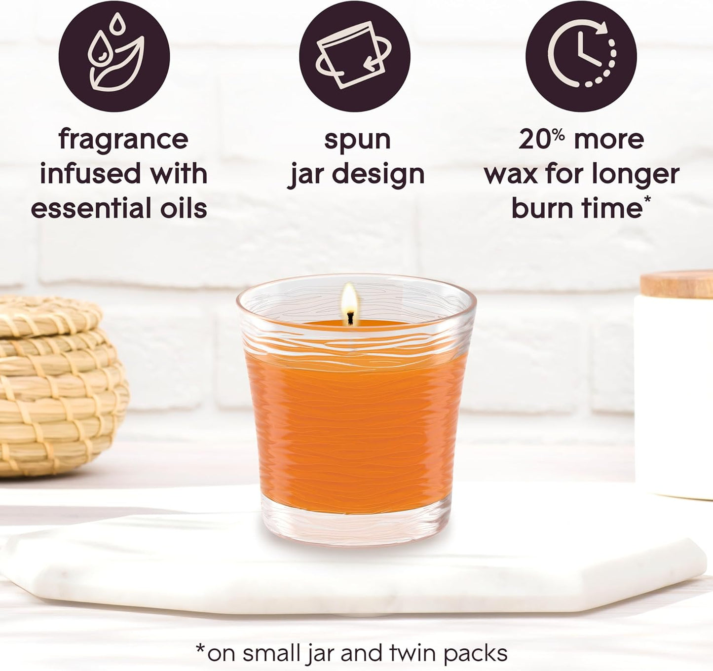 Glade 1-Wick Scented Candle Jar, Hawaiian Breeze, Air Freshener Infused with Essential Oils, 4.08 Oz, 2 Count